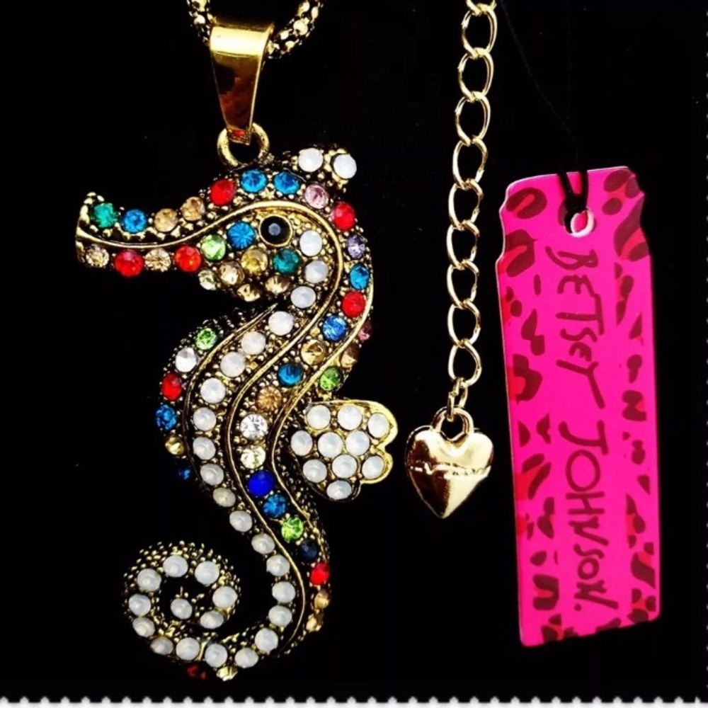 Betsy Johnson Seahorse Pendant Necklace gold-tone